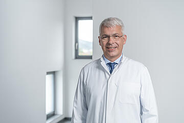 Prof. Dr. Arnold, Gastroenterologie St. Josefskrankenhaus Freiburg